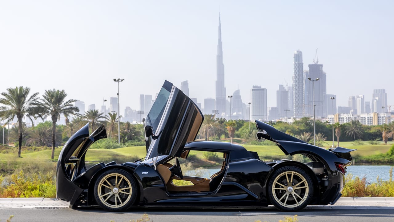 2021 Genty Akylone  Exterior