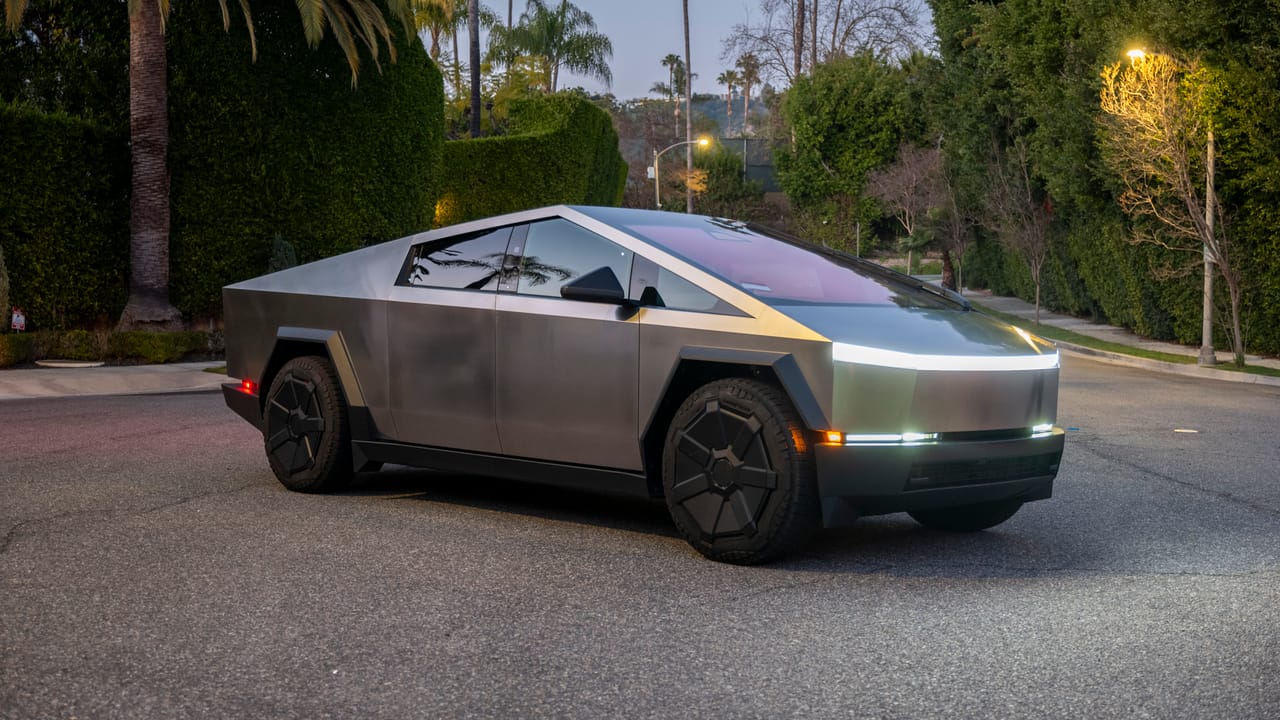 2024 Tesla Cybertruck Stainless Steel Exoskeleton Exterior