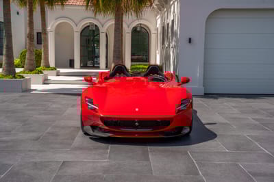 2021 Ferrari Monza SP2 Rosso Corsa Exterior