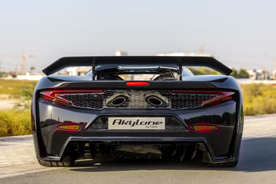 2021 Genty Akylone  Exterior