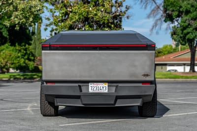 2024 Tesla Cybertruck Cyberbeast Stainless-Steel Exoskelton Exterior