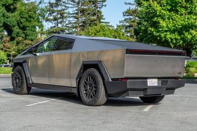 2024 Tesla Cybertruck Cyberbeast Stainless-Steel Exoskelton Exterior
