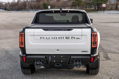 2022 GMC  HUMMER EV EDITION 1 Interstellar White Exterior