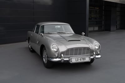 2020 Aston Martin DB5 Continuation Goldfinger Edition Silver Birch Exterior