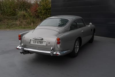 2020 Aston Martin DB5 Continuation Goldfinger Edition Silver Birch Exterior