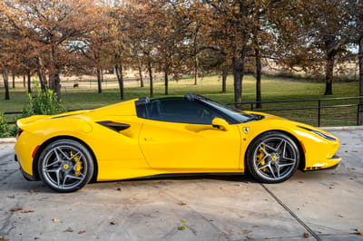 2022 Ferrari  F8 spider  Exterior