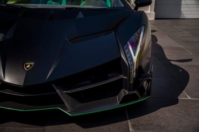 2015 Lamborghini Veneno Roadster Nero Exterior