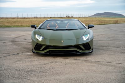 2020 Lamborghini Aventador S Roadster Matte Olive Green Exterior