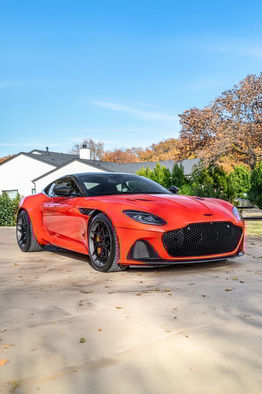 2020 Aston Martin  DBS Superleggera Thumbnail